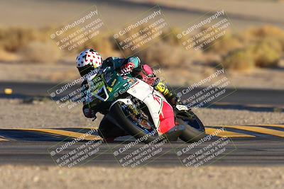 media/Nov-17-2024-CVMA (Sun) [[1fec520723]]/Race 17-Amateur Supersport Middleweight/